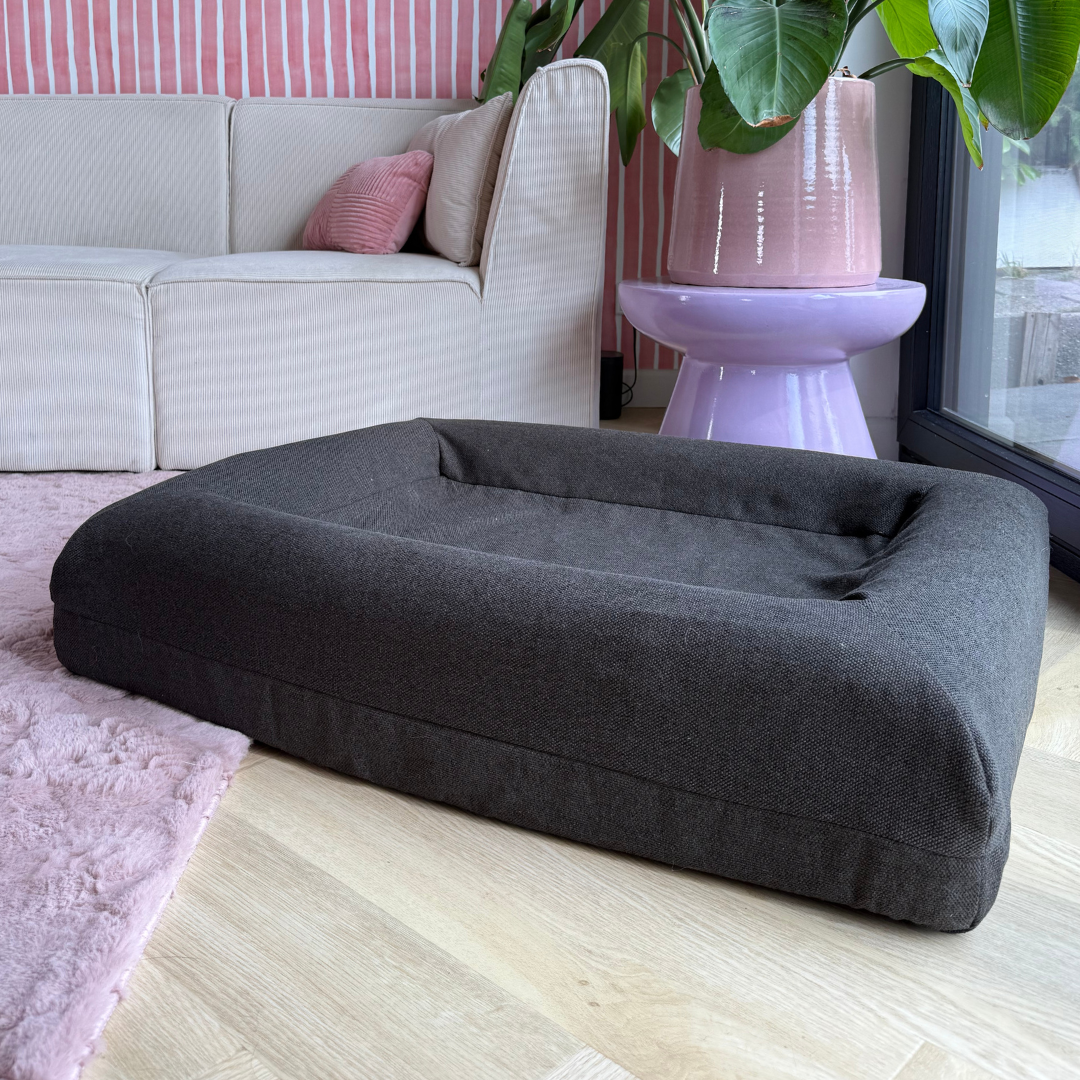 Pullover Anthrazitfarbene Abdeckung